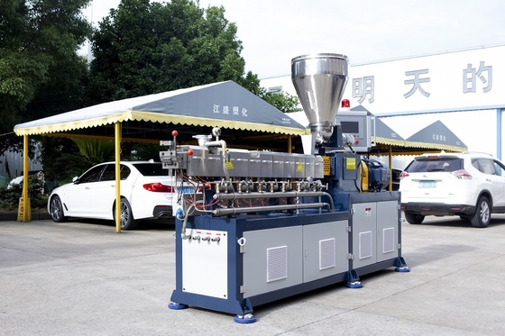 Δύο διπλές βίδες πλαστικό extruder Masterbatch Granulator για εξατομικευμένες απαιτήσεις